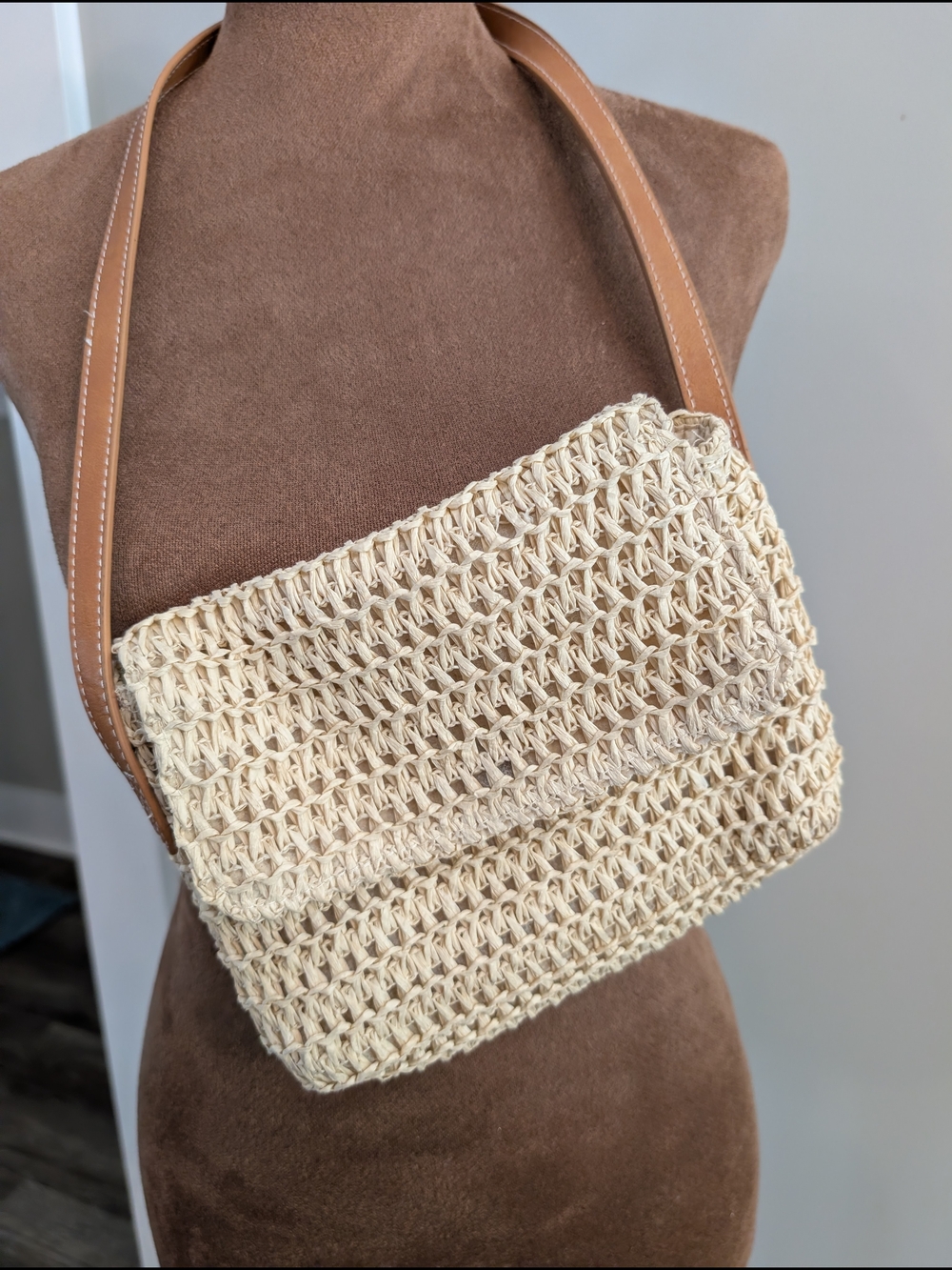 Universal Thread Cream Woven Shoulder Bag with Tan Strap